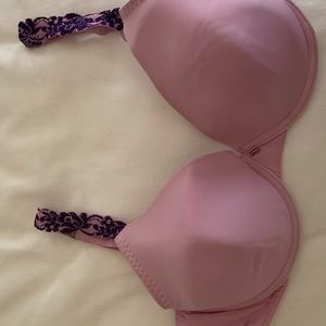💡Natori Full Coverage Bra 32DD
